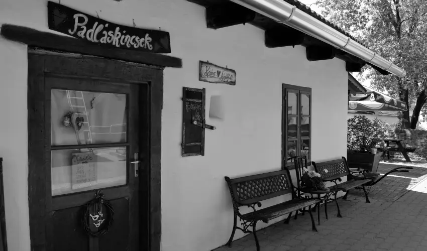 Malomkert Hotel Nagyb�rzs�ny - P�nk�sd (min. 2 �j)