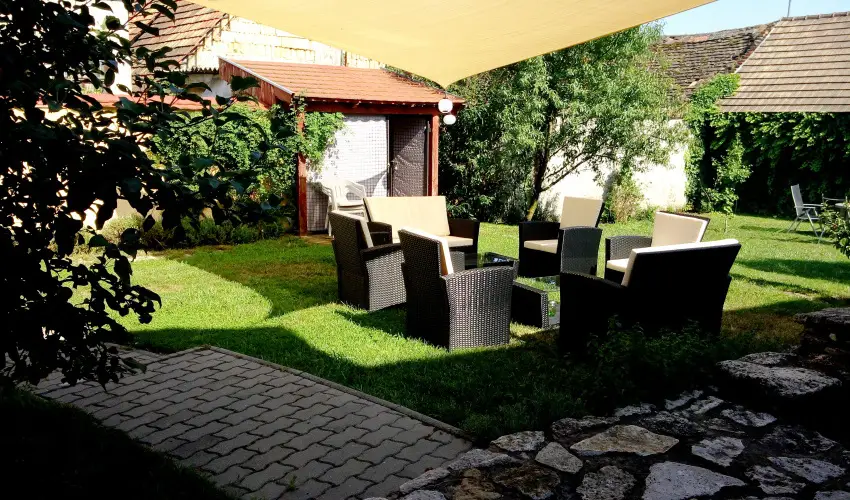 Malom-t Vendghz Tapolca - Pnksd