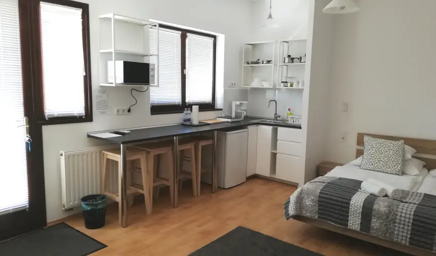 Malom-t Vendghz Tapolca - Pnksd