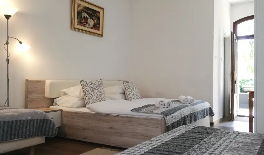 Malom-t Vendghz Tapolca - Pnksd