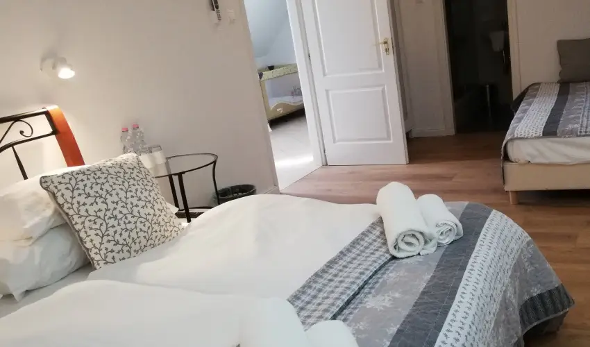 Malom-t Vendghz Tapolca - Pnksd