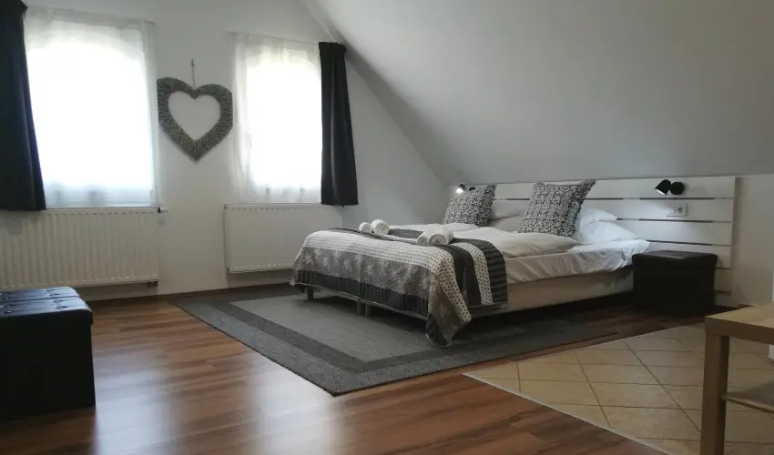 Malom-t Vendghz Tapolca - Pnksd