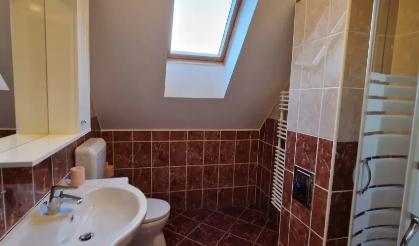 Mrki Vendghz Mrk - Pnksd (min. 2 j)