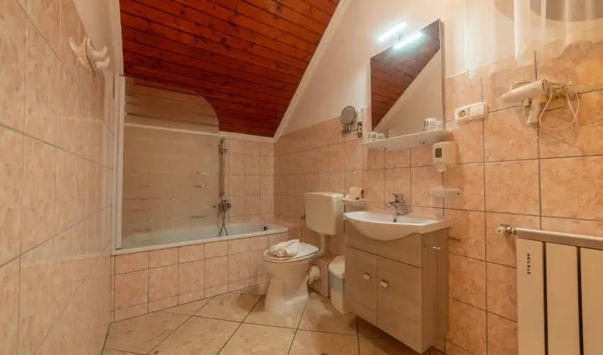 Mrvny Panzi Hajdszoboszl - Pnksd (min. 3 j)