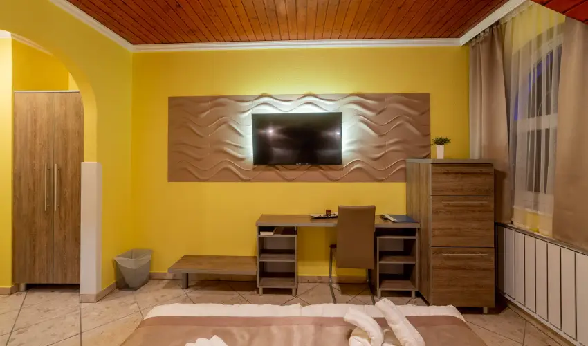 Mrvny Panzi Hajdszoboszl - Pnksd (min. 3 j)