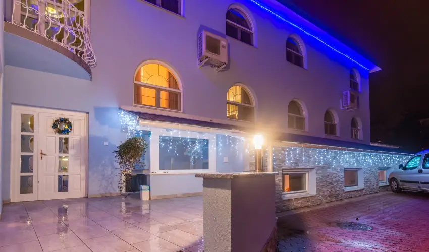 Mrvny Panzi Hajdszoboszl - Pnksd (min. 3 j)