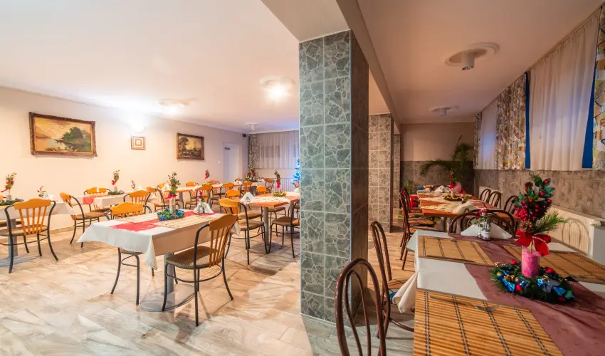 Mrvny Panzi Hajdszoboszl - Pnksd (min. 3 j)