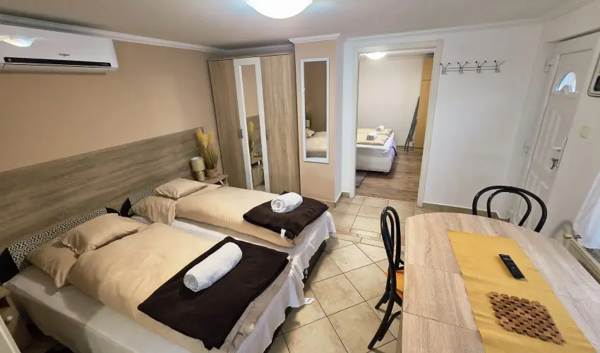 Mary Apartman Hajd�szoboszl� - P�nk�sd (min. 2 �j)
