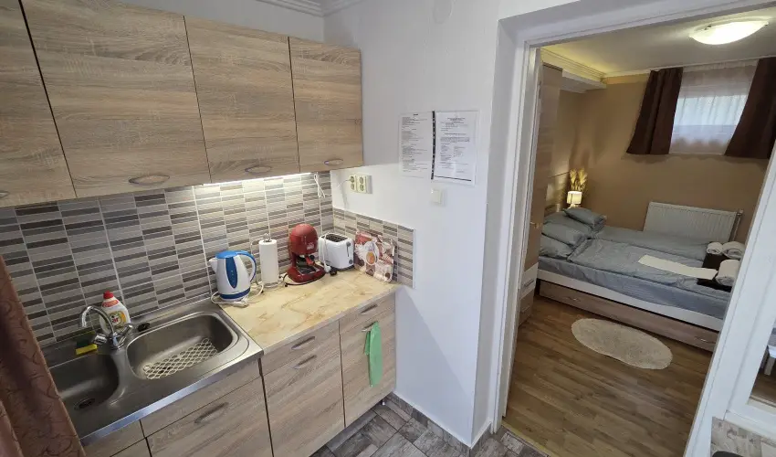 Mary Apartman Hajd�szoboszl� - P�nk�sd (min. 2 �j)