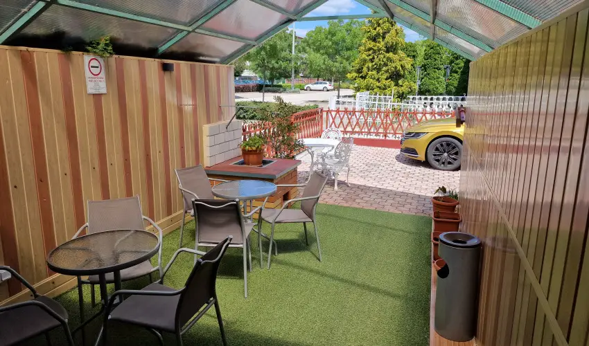 Napsug�r Apartmanh�z Si�fok - P�nk�sd (min. 2 �j)