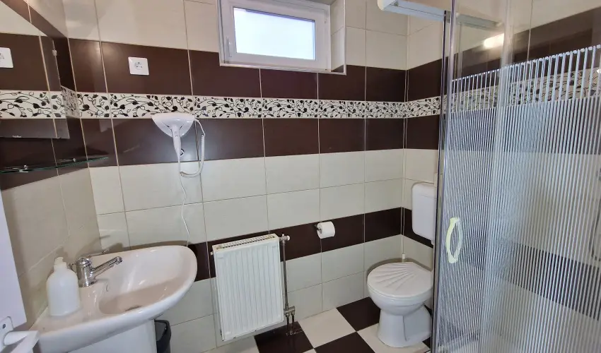 Napsug�r Apartmanh�z Si�fok - P�nk�sd (min. 2 �j)