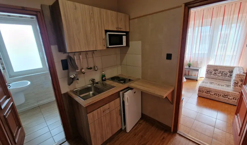 Napsug�r Apartmanh�z Si�fok - P�nk�sd (min. 2 �j)