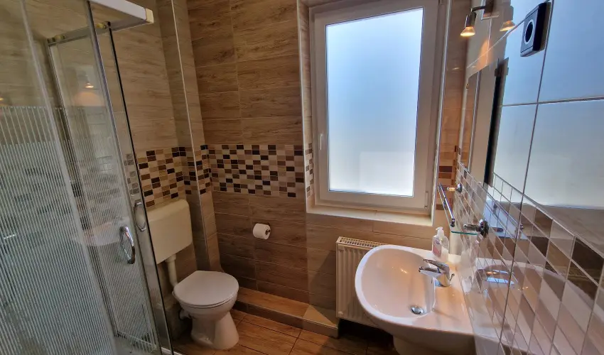 Napsug�r Apartmanh�z Si�fok - P�nk�sd (min. 2 �j)