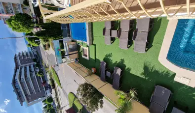 Napsug�r Apartmanh�z Si�fok