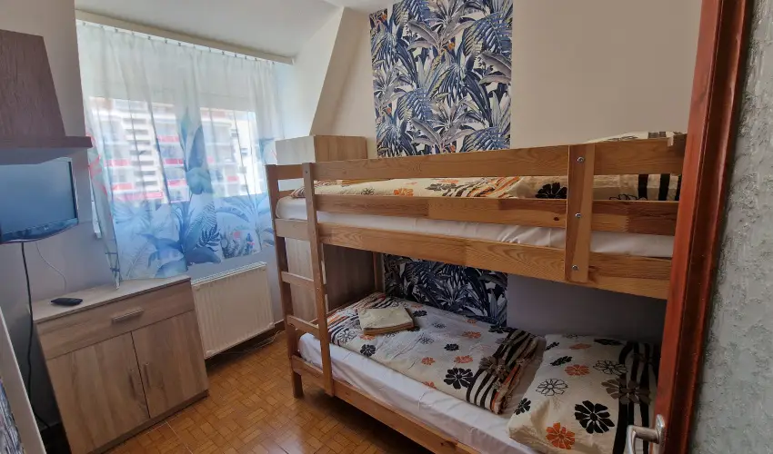 Napsug�r Apartmanh�z Si�fok - P�nk�sd (min. 2 �j)