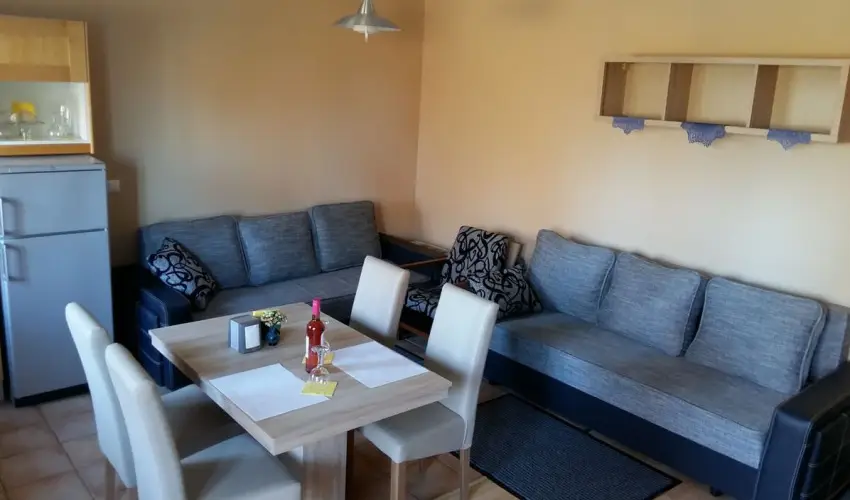 Napsugr Kenzy Lux Apartman Vendghzak Hajdszoboszl - Pnksd (min. 2 j)
