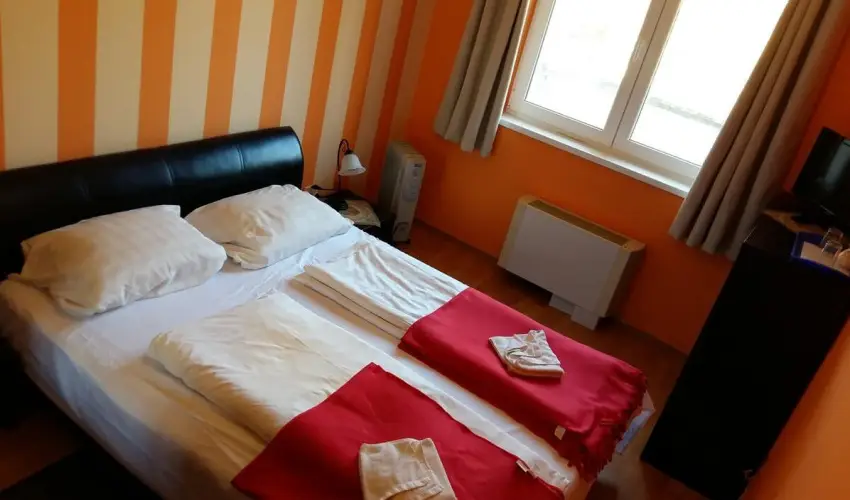 Napsugr Kenzy Lux Apartman Vendghzak Hajdszoboszl - Pnksd (min. 2 j)
