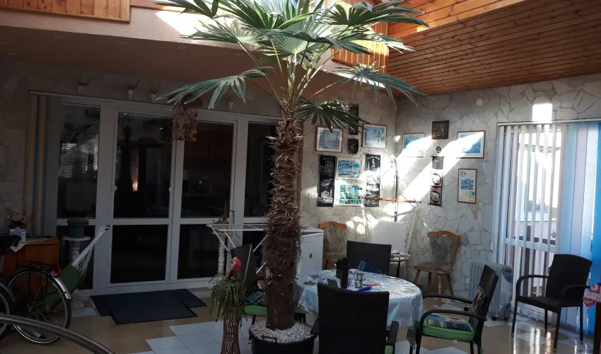 Napsugr Kenzy Lux Apartman Vendghzak Hajdszoboszl - Pnksd (min. 2 j)