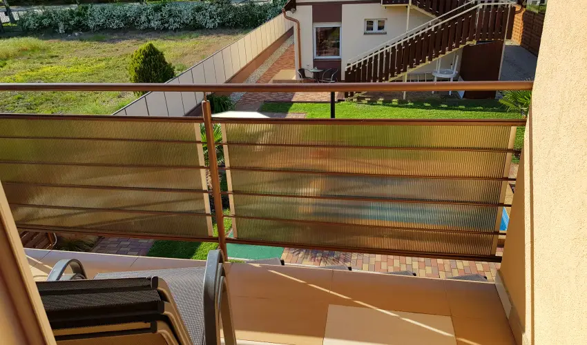 Napsug�r Villa B Si�fok - P�nk�sd (min. 2 �j)