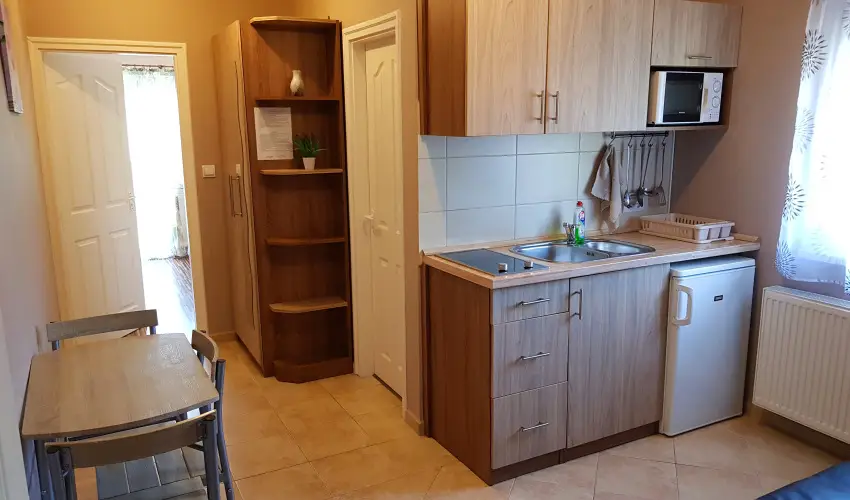 Napsug�r Villa B Si�fok - P�nk�sd (min. 2 �j)