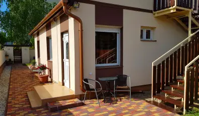 Napsug�r Villa A Si�fok