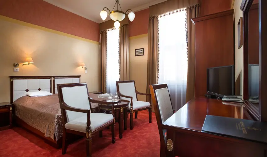 Nelson Hotel Hajd�szoboszl� - P�nk�sd