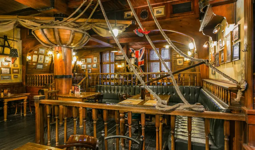 Nelson Hotel Hajd�szoboszl� - P�nk�sd