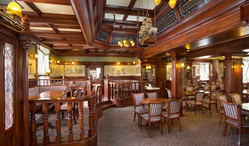 Nelson Hotel Hajd�szoboszl� - P�nk�sd