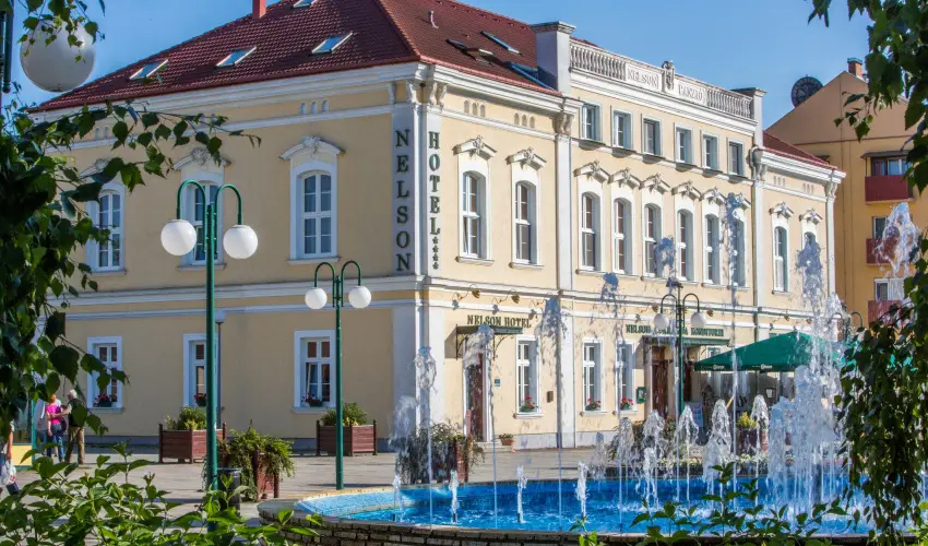 Nelson Hotel Hajd�szoboszl� - P�nk�sd