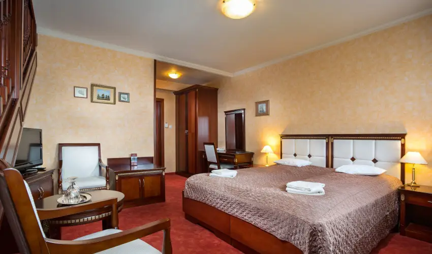Nelson Hotel Hajd�szoboszl� - P�nk�sd