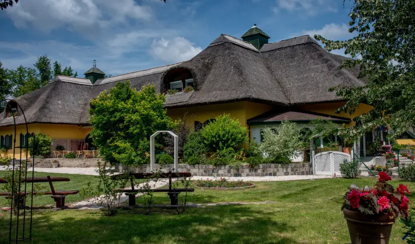 Nyerges Hotel Terml Monor - Pnksd 