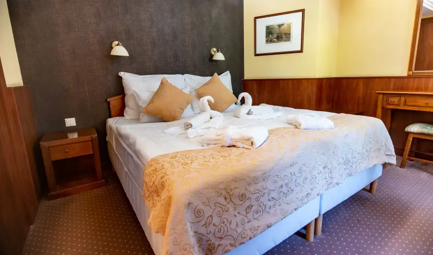 Nyerges Hotel Terml Monor - Pnksd 