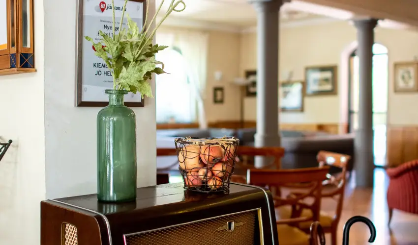 Nyerges Hotel Terml Monor - Pnksd 