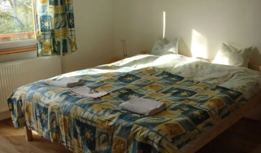 Nyugi Tanya Magyarts - Pnksd (min. 3 j)