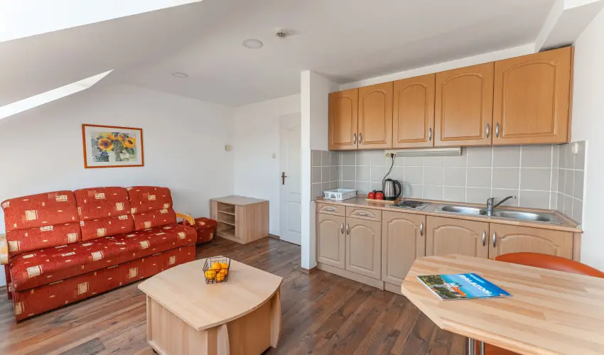 Ozis Hotel  Nagykanizsa - Pnksd (min. 2 j)