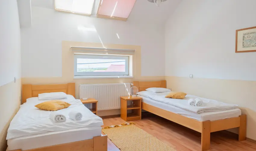 Ozis Hotel  Nagykanizsa - Pnksd (min. 2 j)