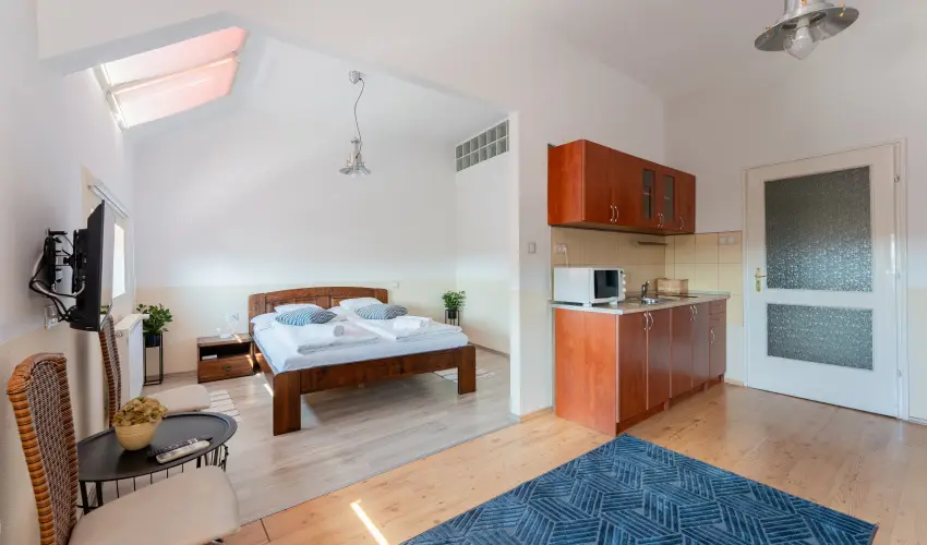 Ozis Hotel  Nagykanizsa - Pnksd (min. 2 j)