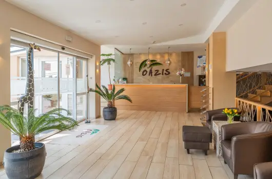 O�zis Hotel - P�nk�sd (min. 2 �j)