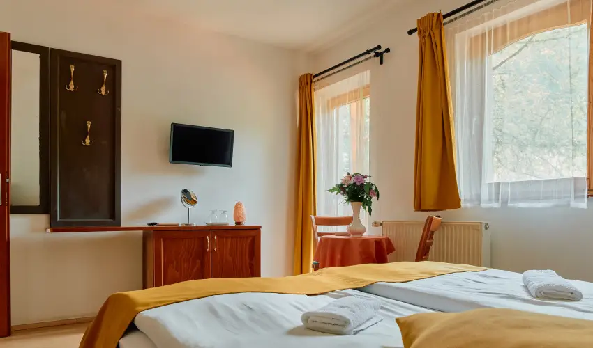 ko-Park Panzi Szarvask - Pnksd 