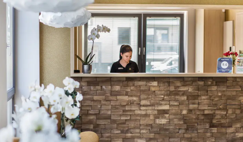 Onyx Luxury Srvr Srvr - Pnksd