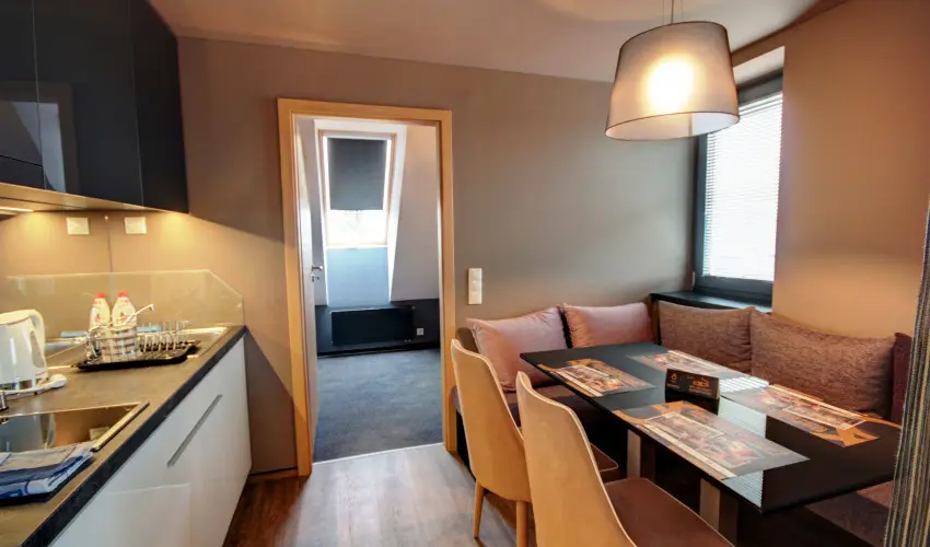 Onyx Luxury Srvr Srvr - Pnksd