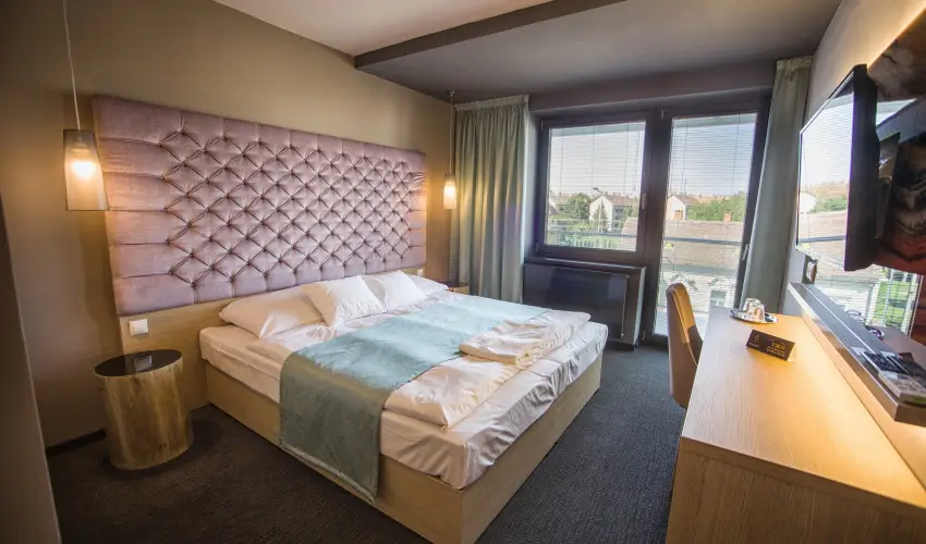 Onyx Luxury Srvr Srvr - Pnksd