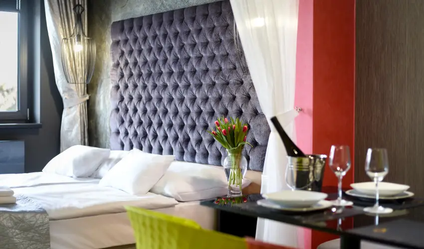 Onyx Luxury Srvr Srvr - Pnksd