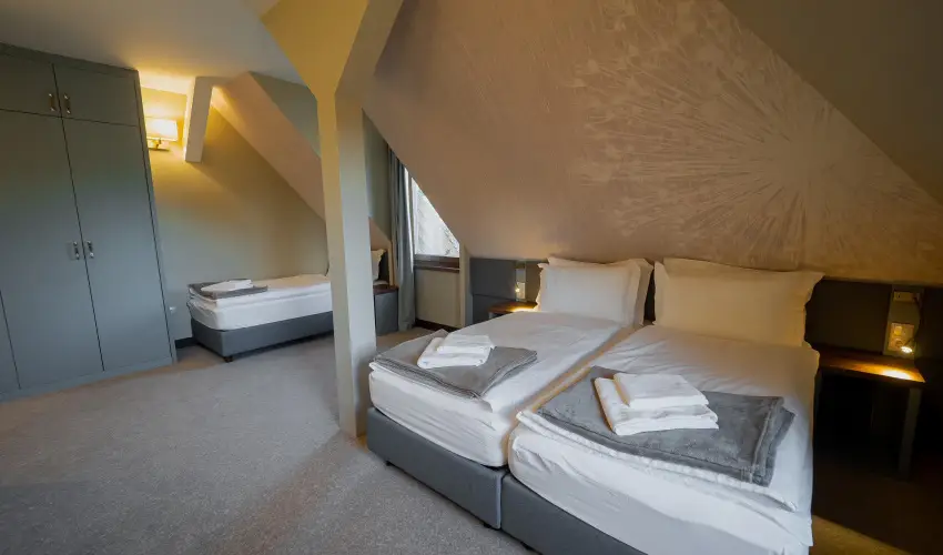 reg Halsz tterem s Fogad Tt - Pnksd 