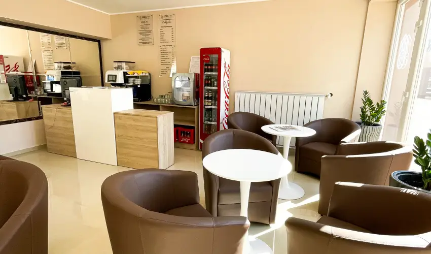 reg-t Hotel Tata - Pnksd