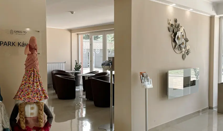 reg-t Hotel Tata - Pnksd