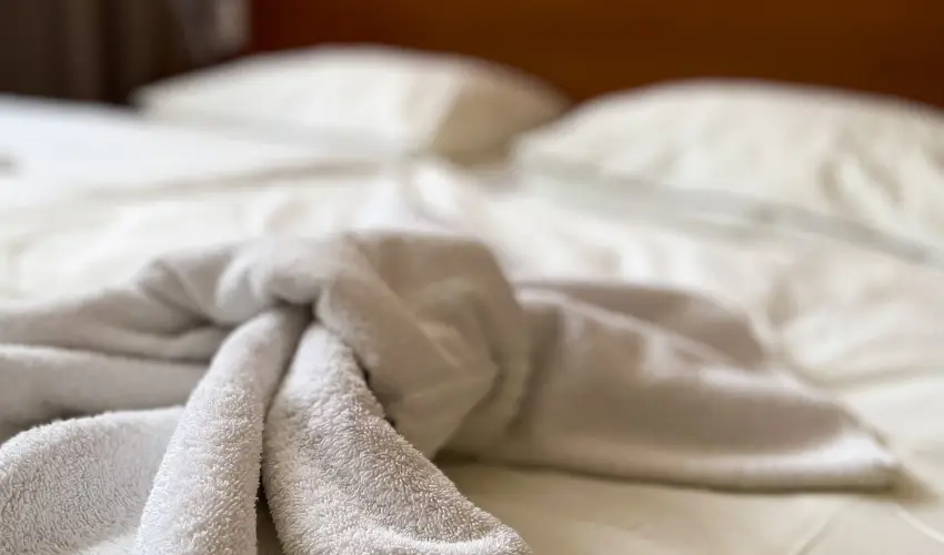 reg-t Hotel Tata - Pnksd