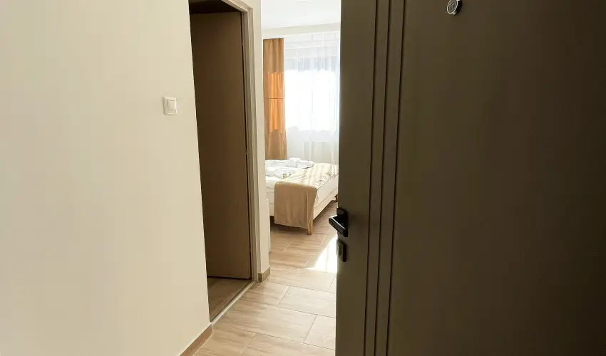 reg-t Hotel Tata - Pnksd