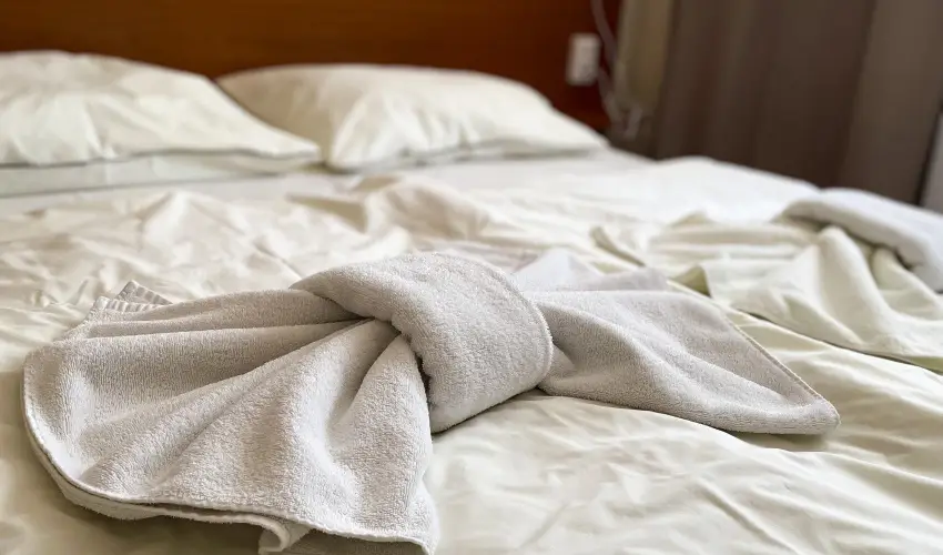 reg-t Hotel Tata - Pnksd