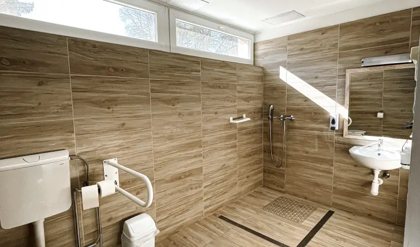 reg-t Hotel Tata - Pnksd